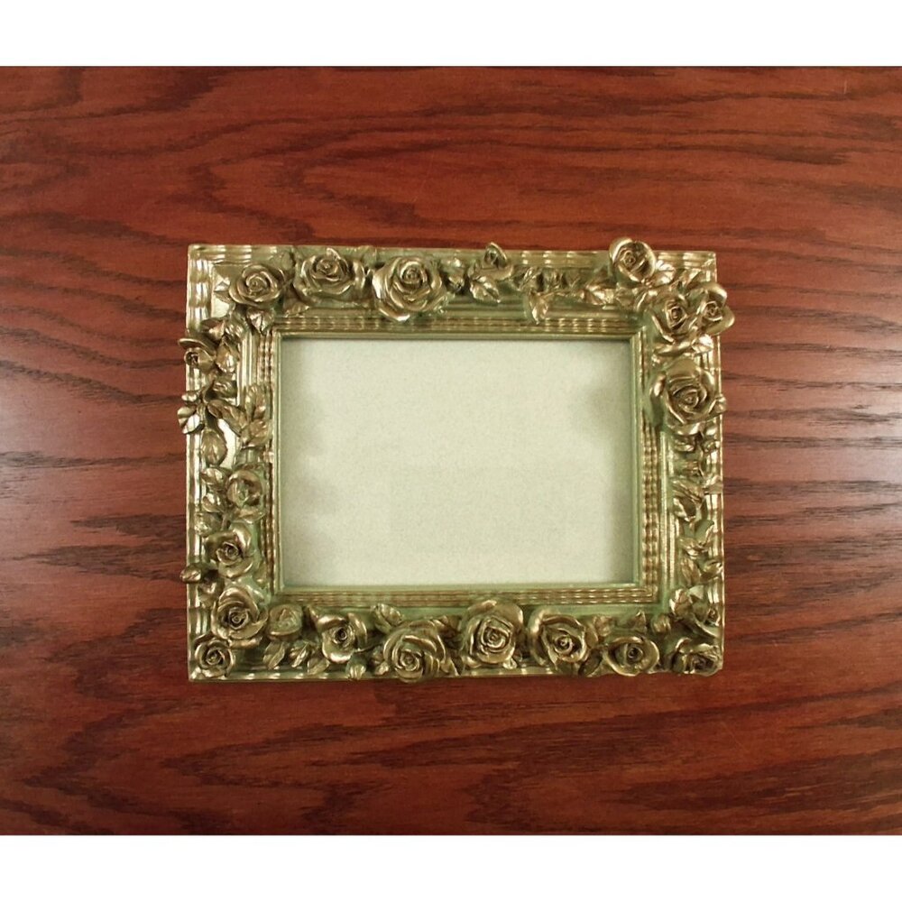 Frame Gold Picture Photo Roses Ornate Floral Victorian Style Vintage